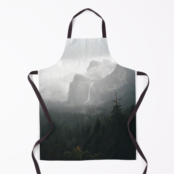 Artikelvorschau, Nebliger Yosemite entworfen und verkauft von HiddenPathMedia.