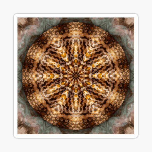 Artikel-Vorschau von  Halten Sie es für immer in der warmen und sanft beleuchteten Umarmung der guten Erinnerung.

Ein sanft wirbelnder Nebel schwebt leise hinter einem eleganten, plätschernden Bio-Kupfer-Mandala. Aus Fotografien einer handgemalten Schallplatte.

Emailmal, designt und verkauft von Becky Titus.