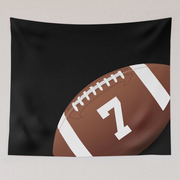 Artikelvorschau, American-Football-Ball Nummer 7, sieben entworfen und verkauft von TheCultStuff.