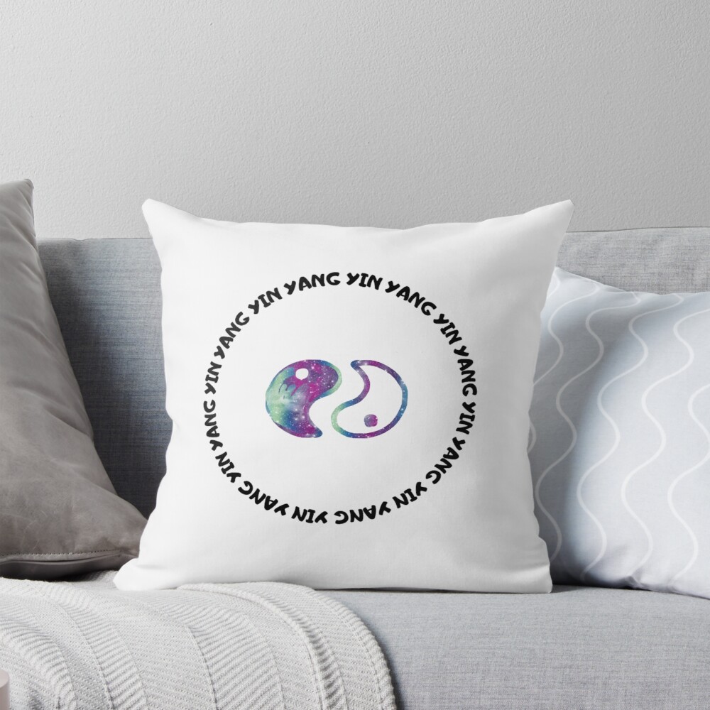Aperçu de l'œuvre Coussin créée et vendue par Jeanne-s-Snake.