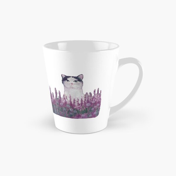 Artikelvorschau, Eine Katze auf einem violetten Heidemoor entworfen und verkauft von mauricucumber.