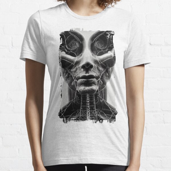 Watching You - Alien Essential T-Shirt