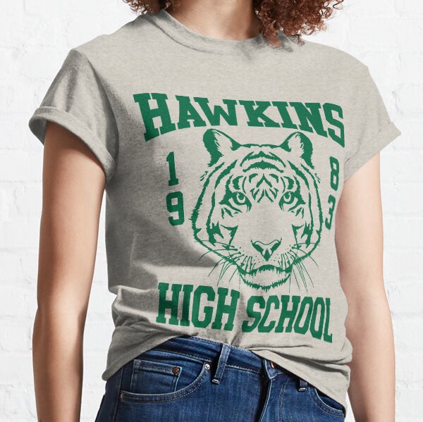 Vista previa del artículo con la obra «Cosas más extrañas Hawkins High School 1983», diseñado y vendido por FifthSun.