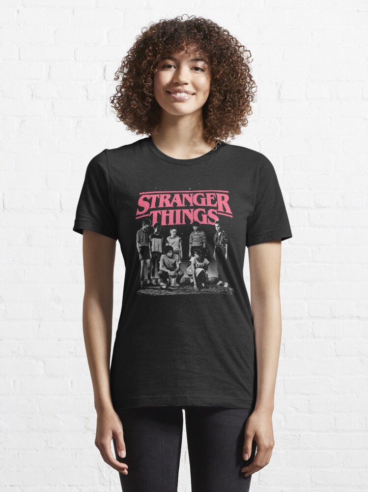 Disover Stranger Things Faded Group Poster | Essential T-Shirt 