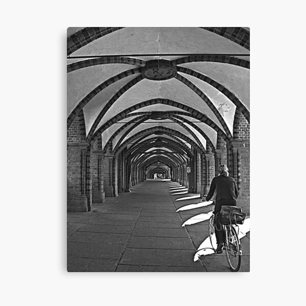 Artikel-Vorschau von Oberbaumbrücke, designt und verkauft von metronomad.