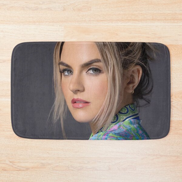 Item preview, beaty face from Joanna Noëlle Blagden designed and sold by ritariverrr.