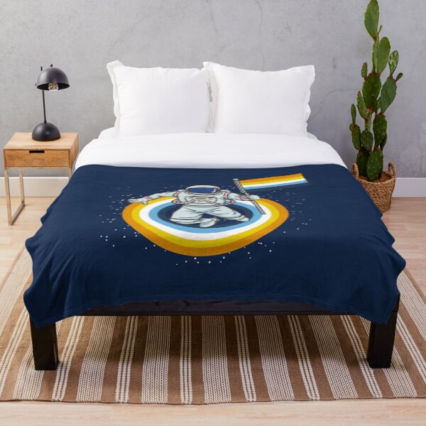 Artikelvorschau, Astronaut Aroace Pride Flagge entworfen und verkauft von PerryPacil.