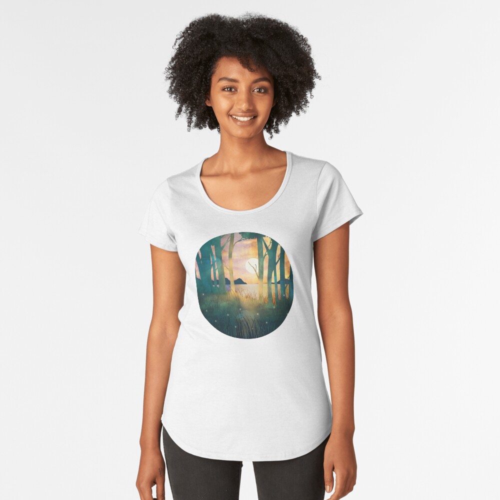 Aperçu de l'œuvre T-shirt premium échancré créée et vendue par spacefrogdesign.