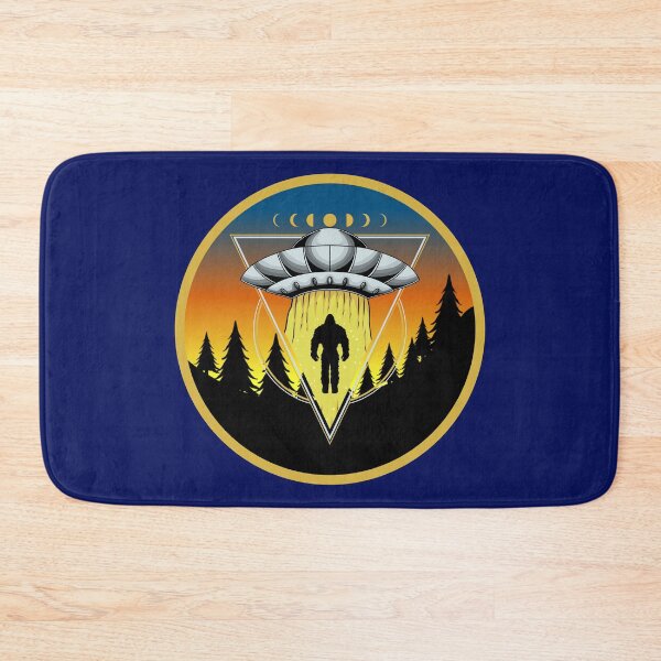 Artikelvorschau, Bigfoot-Raumschiff-Wald entworfen und verkauft von MyMerch4u.