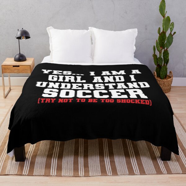 Artikelvorschau, Funny I'm A Girl The Understands Soccer entworfen und verkauft von RoguePixel.