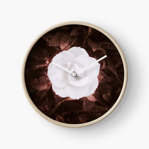 Rose blanche, romantique Horloge