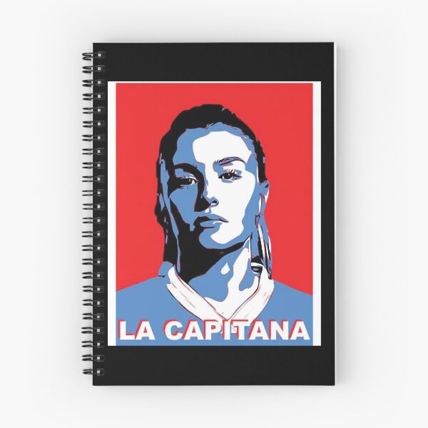 Artikelvorschau, Leah Williamson La Capitana T-Shirt Grafik entworfen und verkauft von GunnerBallZS.