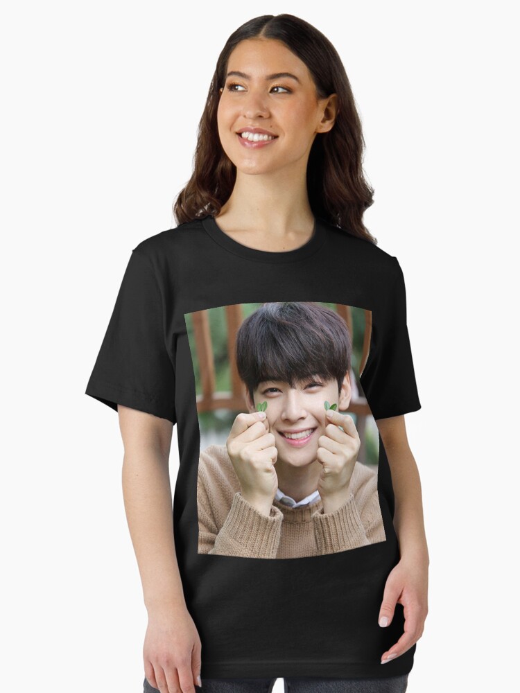 CHA EUN-WOO チャウヌ   サイン入りTシャツ チャウヌ サイン入りTシャツ CHA EUN-WOO(チャ・ウヌ)サイン入りT