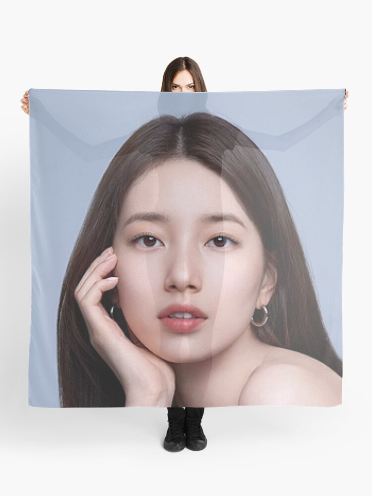 Suzy Scarf