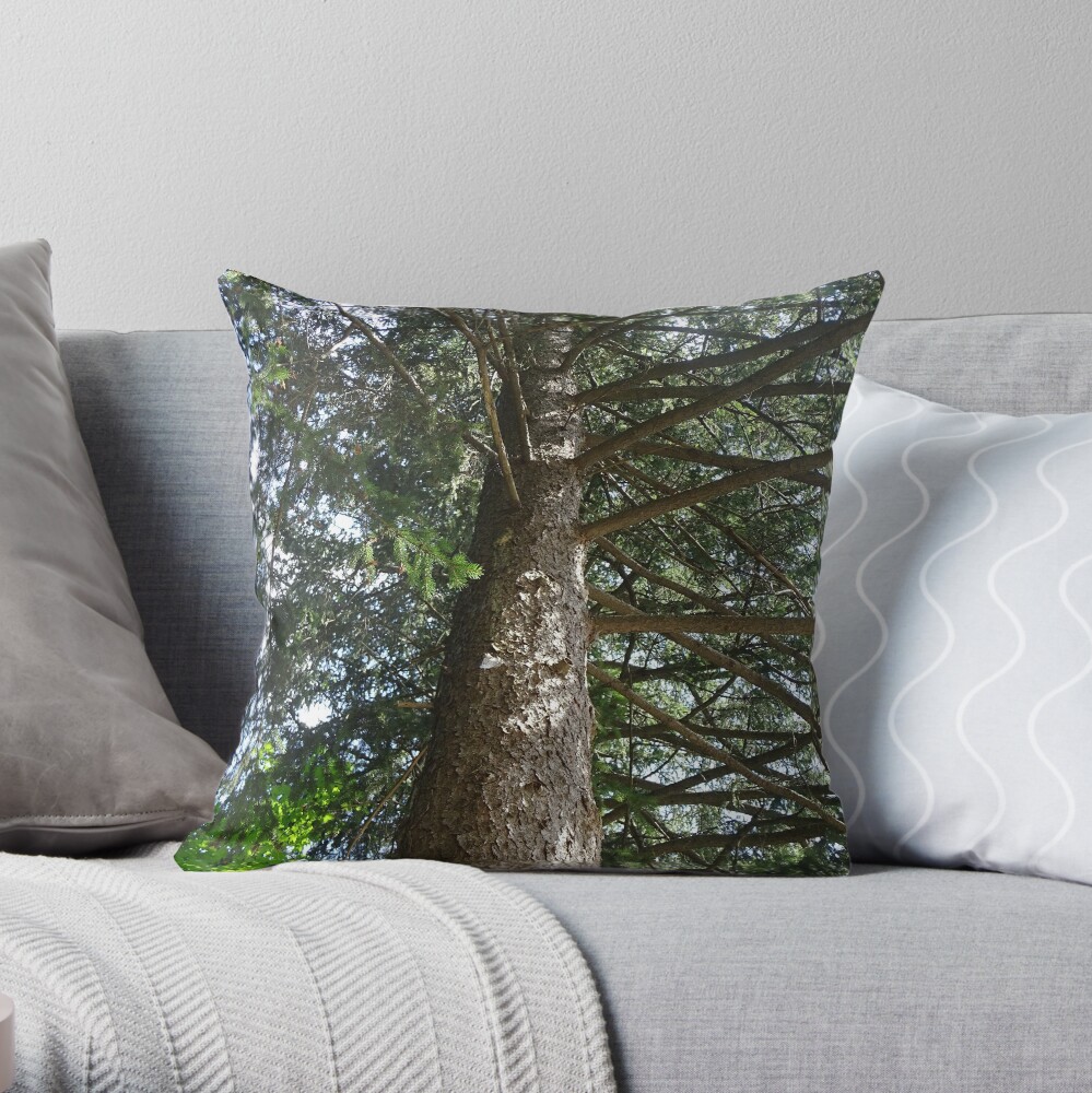 An old tree Throw Pillow