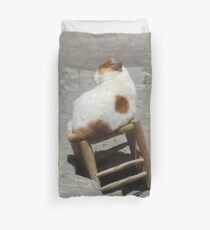 chat en equilibre Duvet Cover