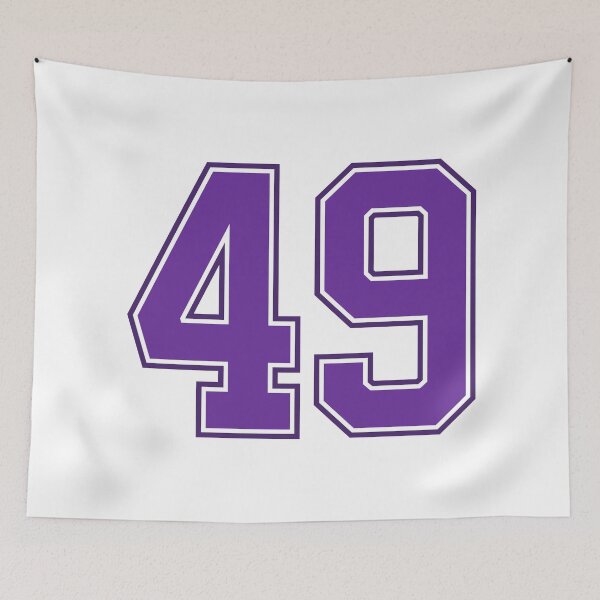 Aperçu de l'œuvre Maillot de sport porte-bonheur numéro 49 violet quarante-neuf créée et vendue par HeavyStyle.
