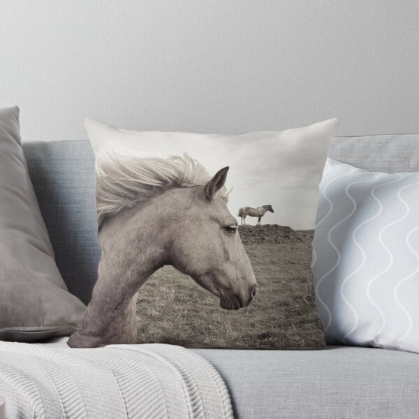 Artikelvorschau, Horses in a Field Sepia entworfen und verkauft von Rainbows Galore.