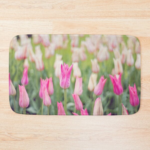 Artikelvorschau, Pink Tulips Bokeh entworfen und verkauft von Rainbows Galore.