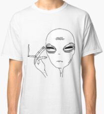 Smoking Alien Classic T-Shirt