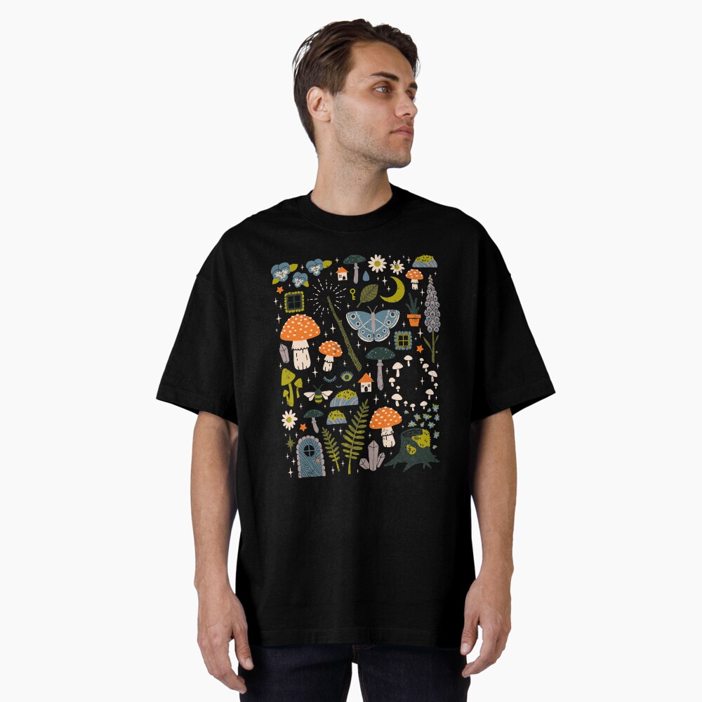 Aperçu de l'œuvre T-shirt oversize créée et vendue par LordofMasks.