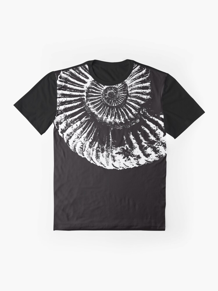 "Ammonite fossil tshirt, ideal gift for fossil hunters" Tshirt by