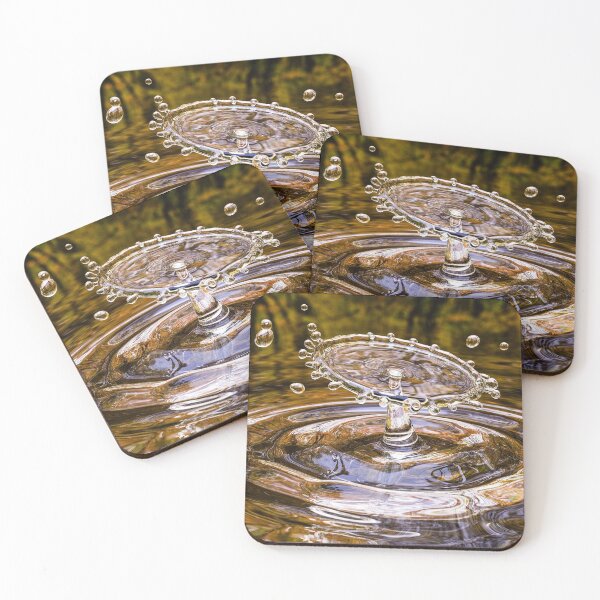 Item preview, T-shirt with water play designed and sold by La bottega del tempo.