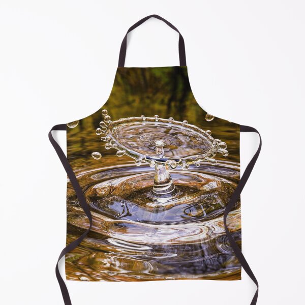 Item preview, T-shirt with water play designed and sold by La bottega del tempo.