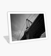 Vinilo para portátil the manhattan bridge