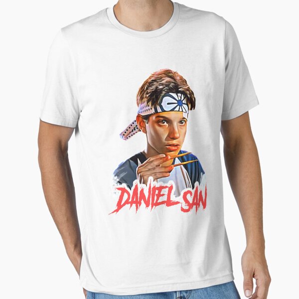 Aperçu de l'œuvre DANIEL-SAN --- KARATE-KID-Classique-T-shirt créée et vendue par EmilyECoe1.