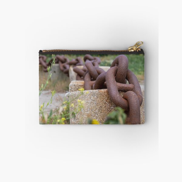 Item preview, barrier made of anchor chain designed and sold by OskiOnTour.