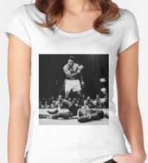 Muhammad Ali Knocks Out Sonny Liston Fitted Scoop T-Shirt