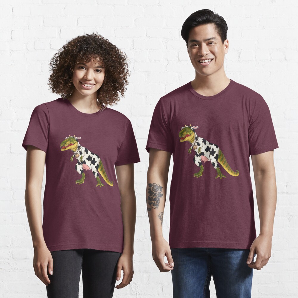 Don't Moo! She Can't See Us If We Don't Moo. Essential T-Shirt
