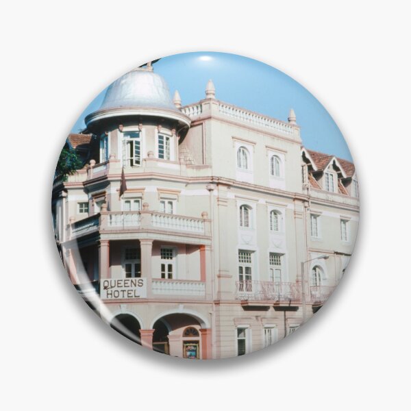 Artikelvorschau, 1970er - Queens Hotel Kandy, Sri Lanka entworfen und verkauft von thatwaslife.