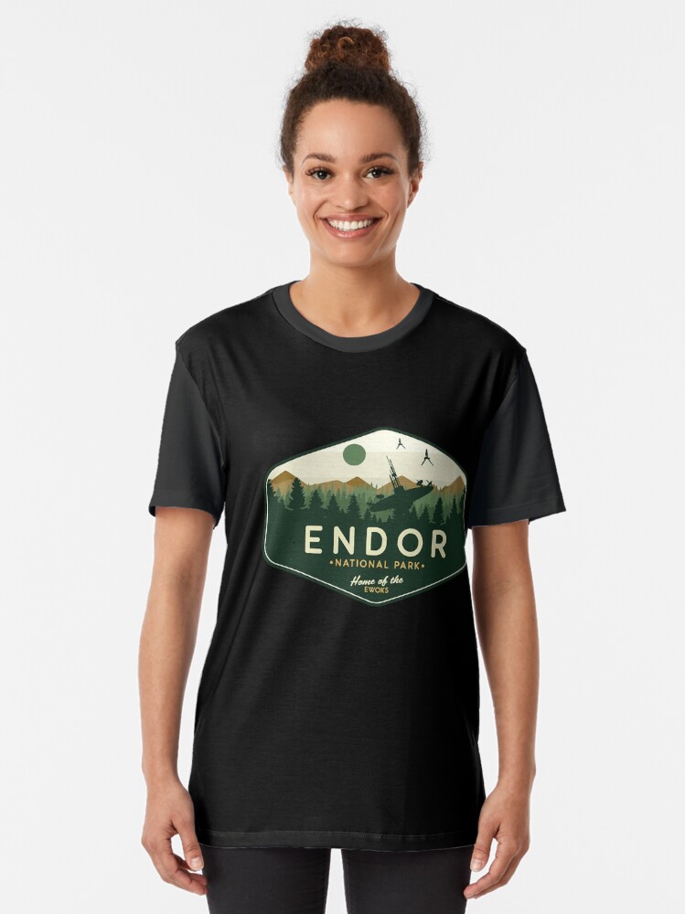 Imagen 2 de 5, Camiseta gráfica con la obra Parque Nacional Endor Hogar de los Ewoks Camiseta clásica, diseñada y vendida por BryceDemon1.