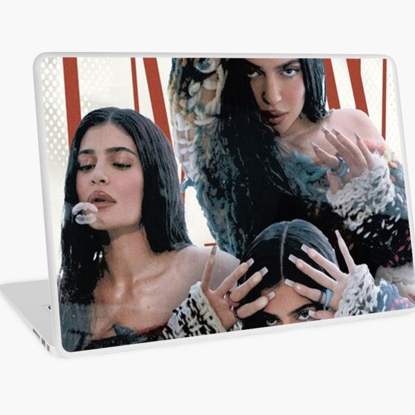 Aperçu de l'œuvre trois poses des jolies filles Kardashian créée et vendue par heatherhoeyyy.