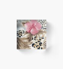 Abstrakter girly rosa brauner Leoparddruck mit Blumen Acrylblock