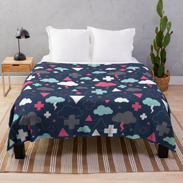 Artikelvorschau, Geometric Thunder Clouds entworfen und verkauft von Rainbows Galore.