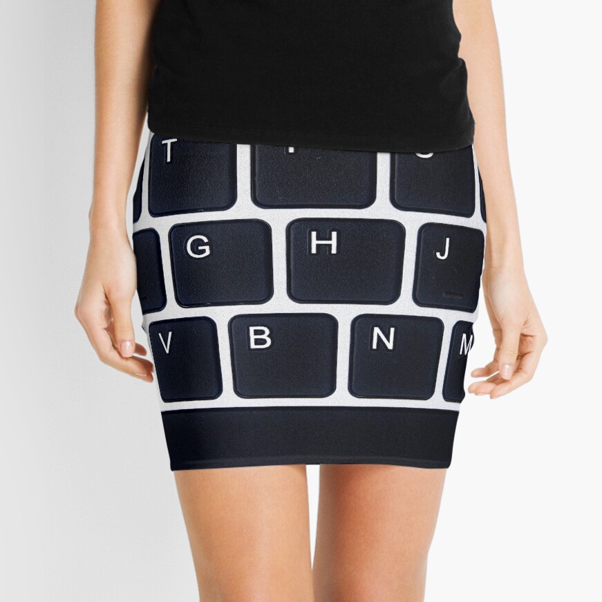 Black pencil skirt outfit roblox hotsell