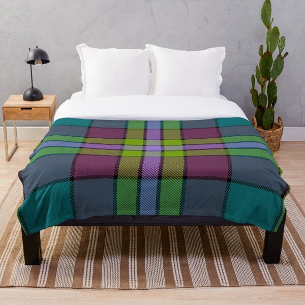 Artikelvorschau, Mehrfarbiges Tartan-Plaid | Modernes und einzigartiges Streifendesign entworfen und verkauft von TheWalnut.