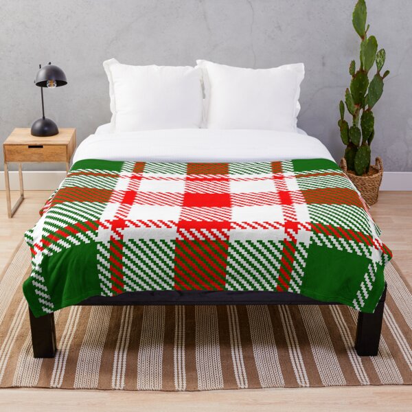 Aperçu de l'œuvre Plaid tartan rouge et vert | Motif à rayures moderne et unique pour Noël créée et vendue par TheWalnut.