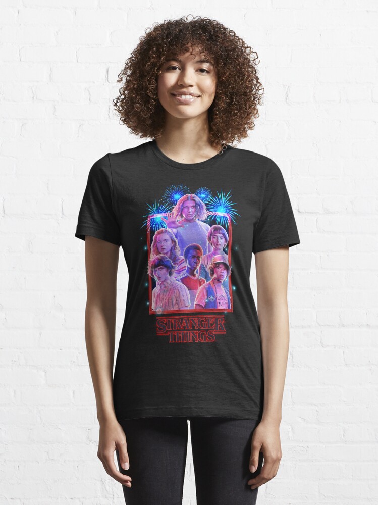 Disover Stranger Things Group Shot Fireworks Poster | Essential T-Shirt 