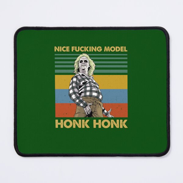 Artikelvorschau, Nice Fucking Model Honk Honk Vintage Béetléjúicé Logo Billiges T-Shirt Logo Love Cools Billiges Design entworfen und verkauft von zellginnsp.