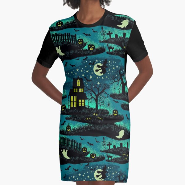 Artikel-Vorschau von Magische Halloween-Nacht - FoxFire Green, designt und verkauft von ByreWilde.