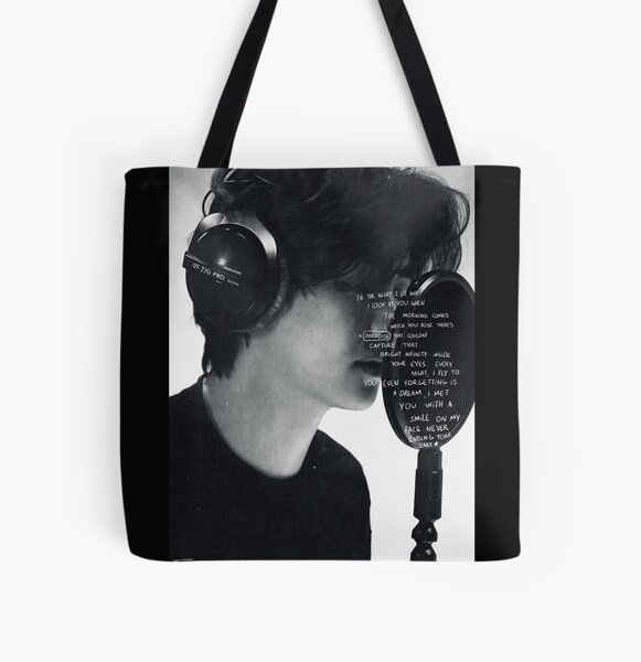 hahahahahaha Tote Bag by Tae Parvit