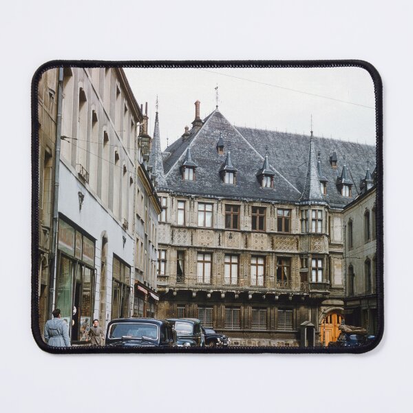 Artikelvorschau, 1950er - Straßenszene aus Luxemburg entworfen und verkauft von thatwaslife.