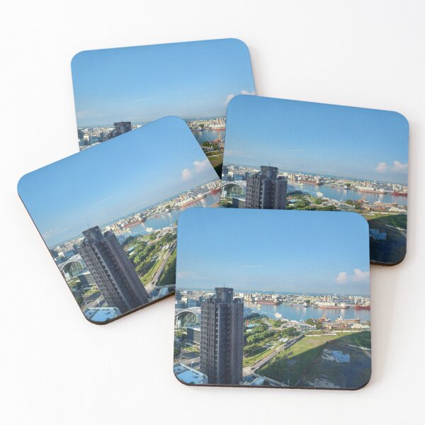 Aperçu de l'œuvre Taïwan - Kaohsiung - Vue sur le port - Impression photo créée et vendue par TheHappyK.