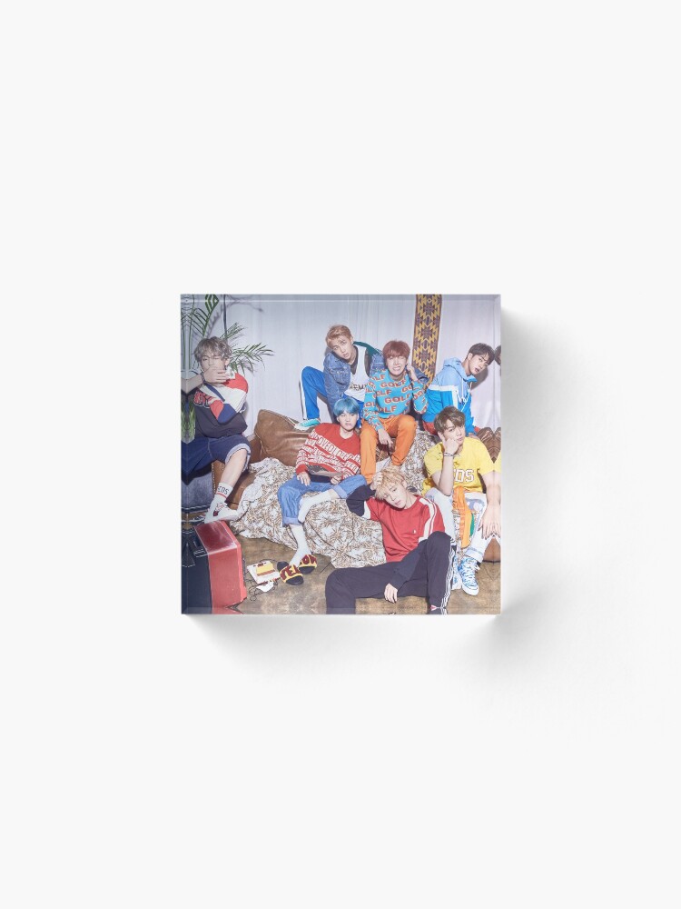 Alternate view of BTS DNA Acrylic Block