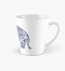 Blaue Blumenelefant-Illustration Tasse (groß)
