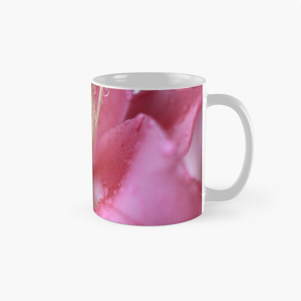 Aperçu de l'œuvre pink rain créée et vendue par 00Bb00.